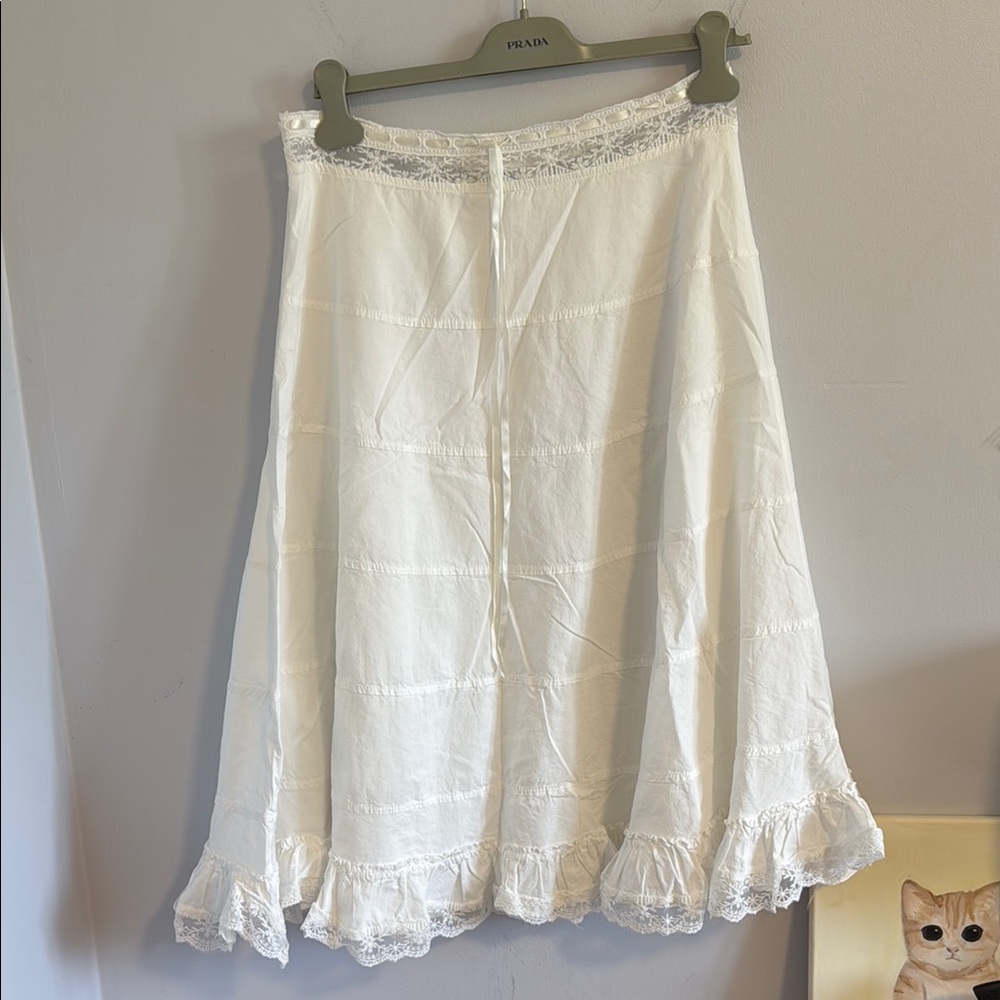 Cream Midi Skirt with Ruffled A-Line Style